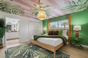 4 bedrooms, iron/ironing board, WiFi, bed sheets