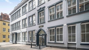 Uklassifisert bilde, 5 av 17, knapp