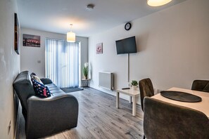 Apartment | Living room - Apartment in Birmingham Near Bullring (Birmingham)