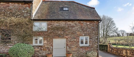 Cottage | Exterior