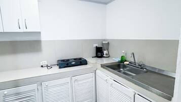 Studio cơ bản | Bếp riêng | Dụng cụ nấu nướng/bát dĩa/dao nĩa