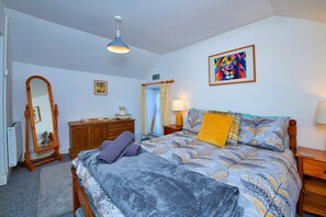 Cottage | 2 bedrooms, iron/ironing board - Pet-friendly Scenic Cottage in Snowdonia, No Deposit (Caernarfon)