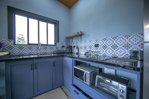 Microwave, oven, stovetop