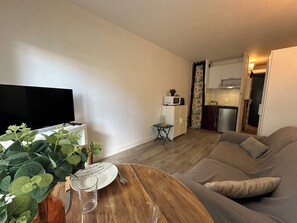 TV