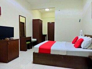 Deluxe Double Room | Soundproofing, free WiFi, bed sheets - Capital O 91155 Suria Urban Escape (Taiping)