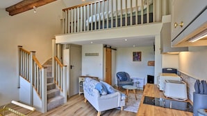 Cottage | Living room - Cottage in Hemingby Near Lincolnshire Wolds (Horncastle)