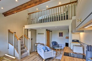 Cottage | Living room - Cottage in Hemingby Near Lincolnshire Wolds (Horncastle)