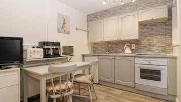 Kochgeschirr/Geschirr/Besteck