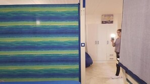 House, 5 Bedrooms, Smoking, Balcony | Interior