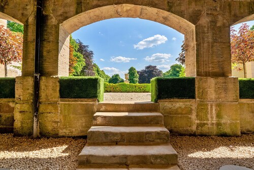 Finest Retreats is Delighted to Offer a Spacious and Character-filled Apartment