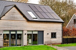 Exterior - Cottage in England Forest With Private Garden (Stratford-upon-Avon)