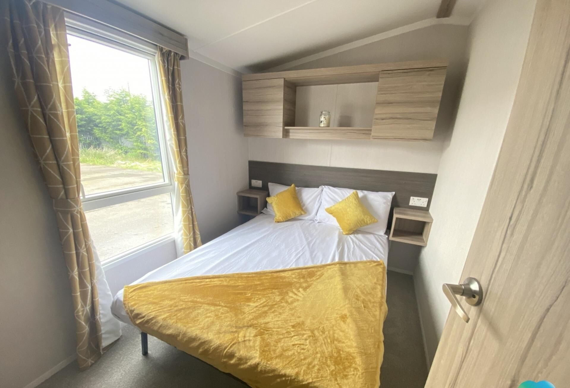 Kabin | 3 kamar tidur dan seprai linen