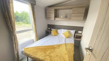 Kabin | 3 kamar tidur dan seprai linen