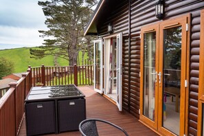 Balcony - Lodge With Plymouth Sound Views, No Deposit (Torpoint)