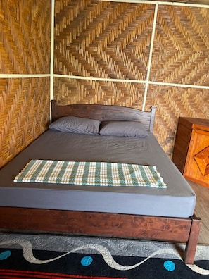 Bed sheets - Hotel O Bakau Hijau Riverlodge & Campsite (Bedung)