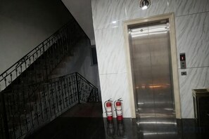 Unclassified image, 4 of 8, button - Xinle Dekaiyuan Express Hotel (Xinle)