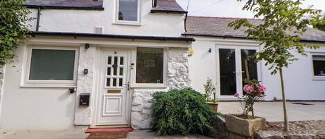 คอทเทจ | การตกแต่งภายนอก