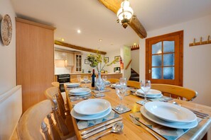 Cottage | Dining - Cherry at Buckland Court (Kingsbridge)