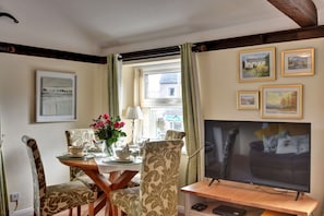 Cottage | Dining - Cottage in Hawes Near Yorkshire Dales Trails (Hawes)