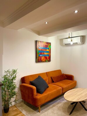 Smart TV - Charming apartment in the heart of La Ciotat! (La Ciotat)