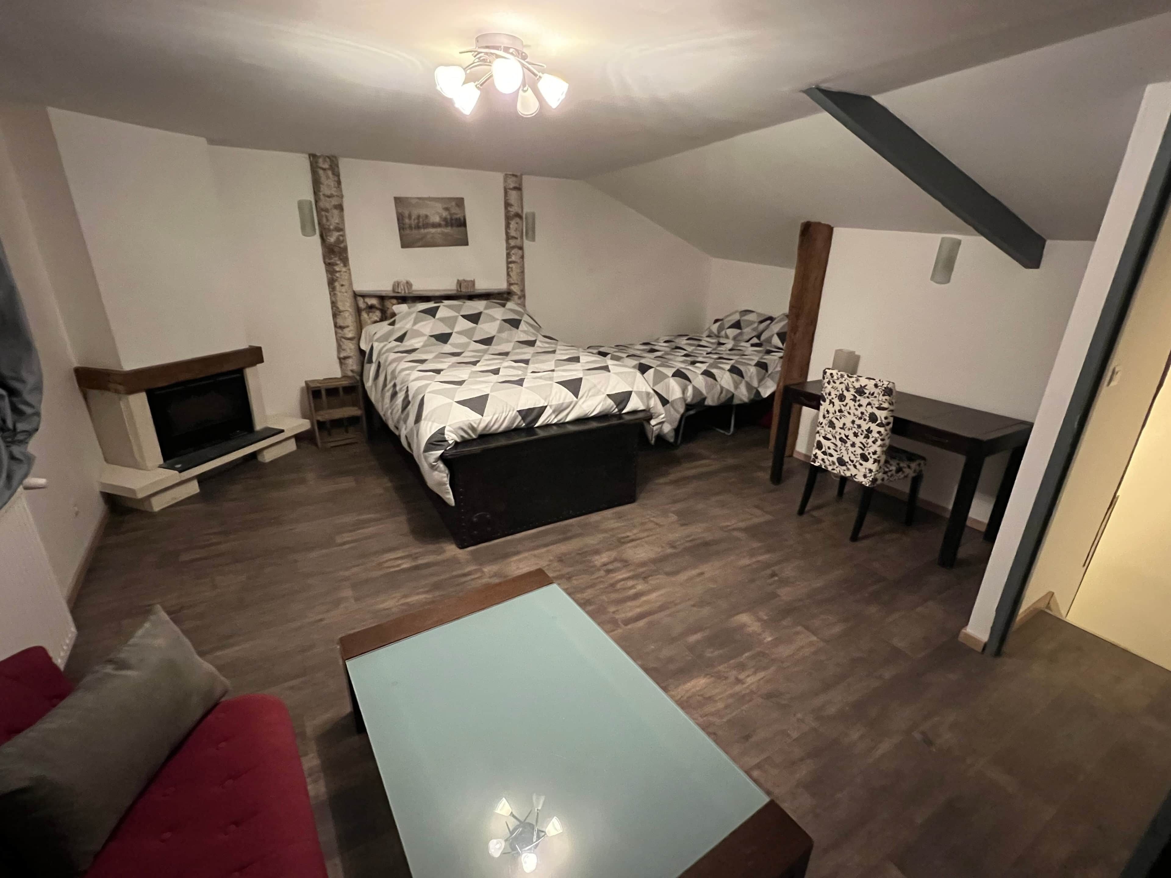 8 多间卧室、WiFi、床单