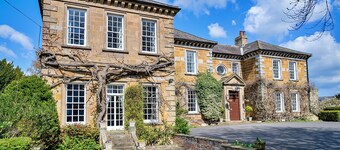 Lodge in Thirsk With Scenic Trails & Spa