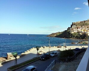 Apartment, 2 Bedrooms, Smoking, Balcony | Beach