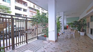 Classic-Apartment | Speisen im Freien