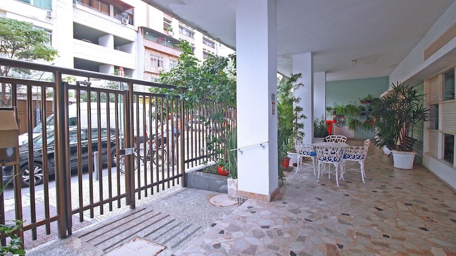 Studio Completo em Ipanema C063