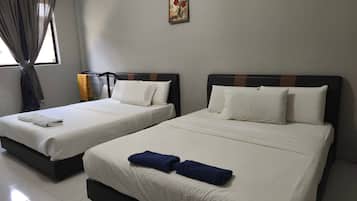 Suite familiare | 1 camera, Wi-Fi gratuito, lenzuola