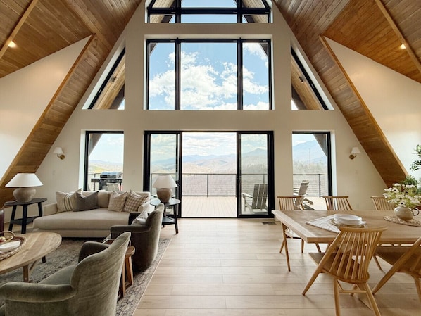 Smart TV, chimenea