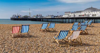 Apartment in Brighton Near the Beach