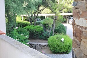 Appartement, 1 chambre, fumeurs, patio | Jardin