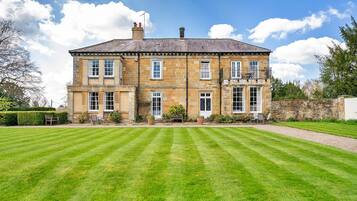 Apartment | Exterior