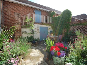 Cottage | Outdoor dining - Sea Crest (Aldeburgh)