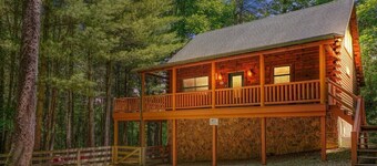 Hocking Creek Reserve | Fenced Yard, Pet Friendly