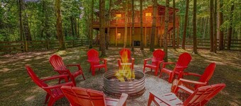 Hocking Creek Reserve | Fenced Yard, Pet Friendly