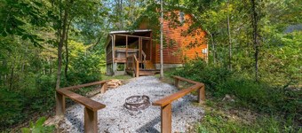Hideaway Cabin | Hocking Hills