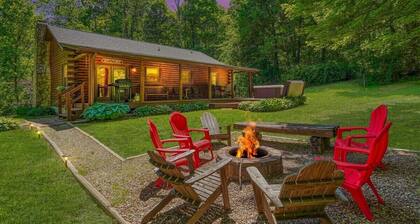 Amazing Starr Cabin | Hocking Hills, Hot Tub, 3BR