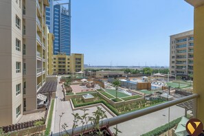 Departamento de lujo, vista a la ciudad | Balcón