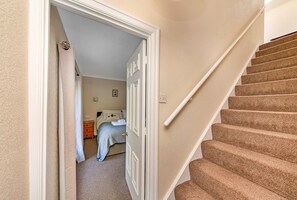 Apartment | Interior - Apartment in Thirsk With Spa & Scenic Views (Thirsk)