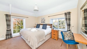2 bedrooms, iron/ironing board