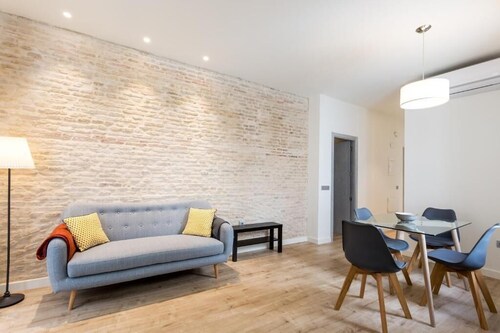 Old Town Building, Rooftop terrace with pool and views! - Several units