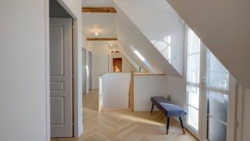 Grange à Porteau du Domaine des Cyclamens | 5 bedrooms, premium bedding, individually decorated