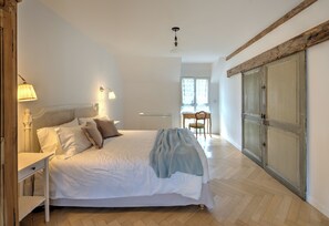 Le Four à Pain du Domaine des Cyclamens | Ropa de cama de alta calidad y decoración individual