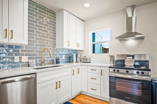 Take It Easy   Your coastal retreat awaits