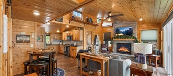 Cozy Lakefront Cabin with Modern Comforts & Scenic Views