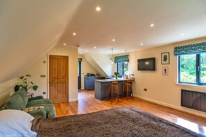 Apartment | Private kitchen - Studio in Devon Near Exmoor & Beaches (Barnstaple)