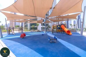 Area giochi per bambini (all'aperto)