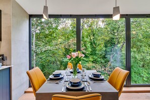 House | Dining